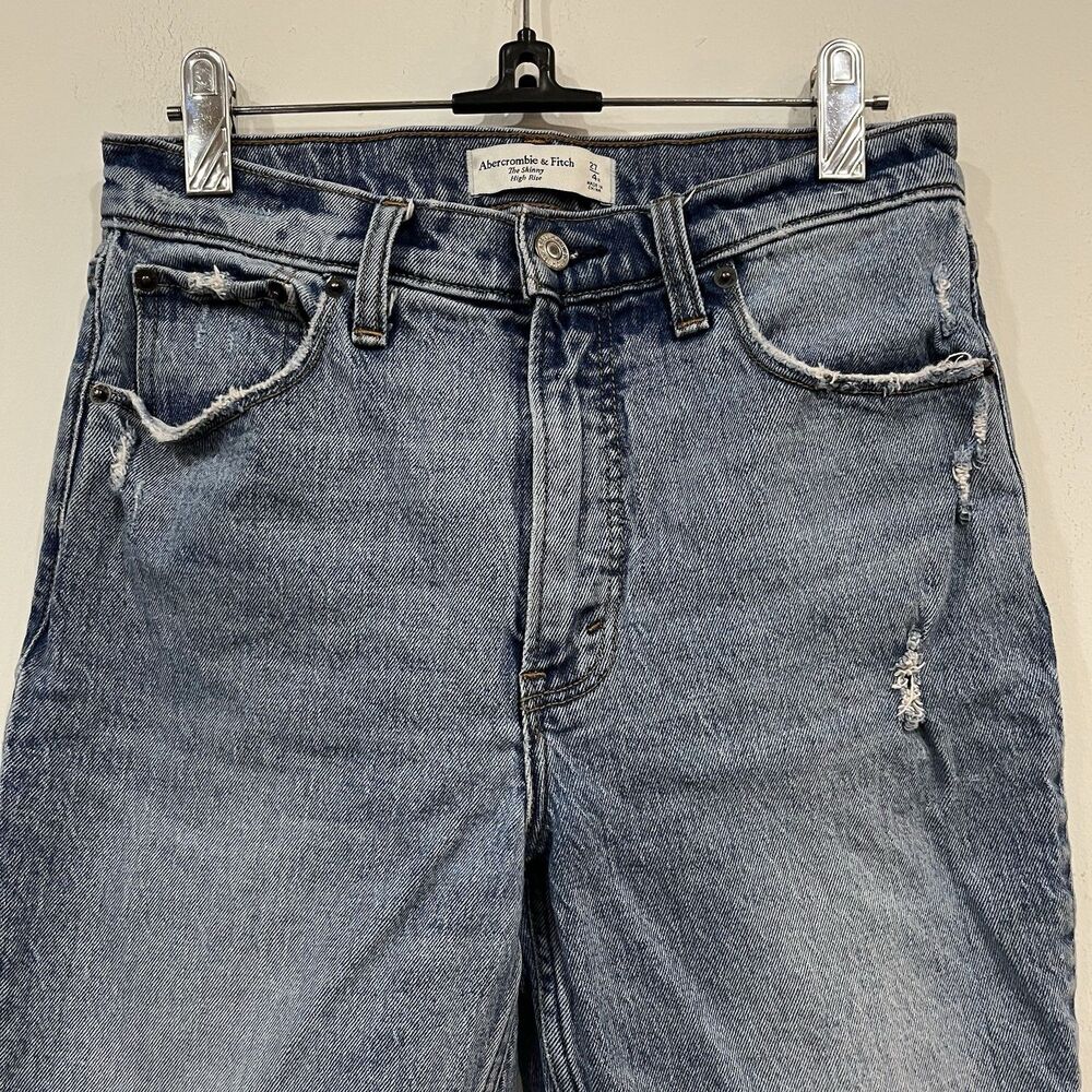 Abercrombie & Fitch High Rise Distressed Frayed Hem Skinny Jeans Size 27/ 4 - Picture 2 of 6